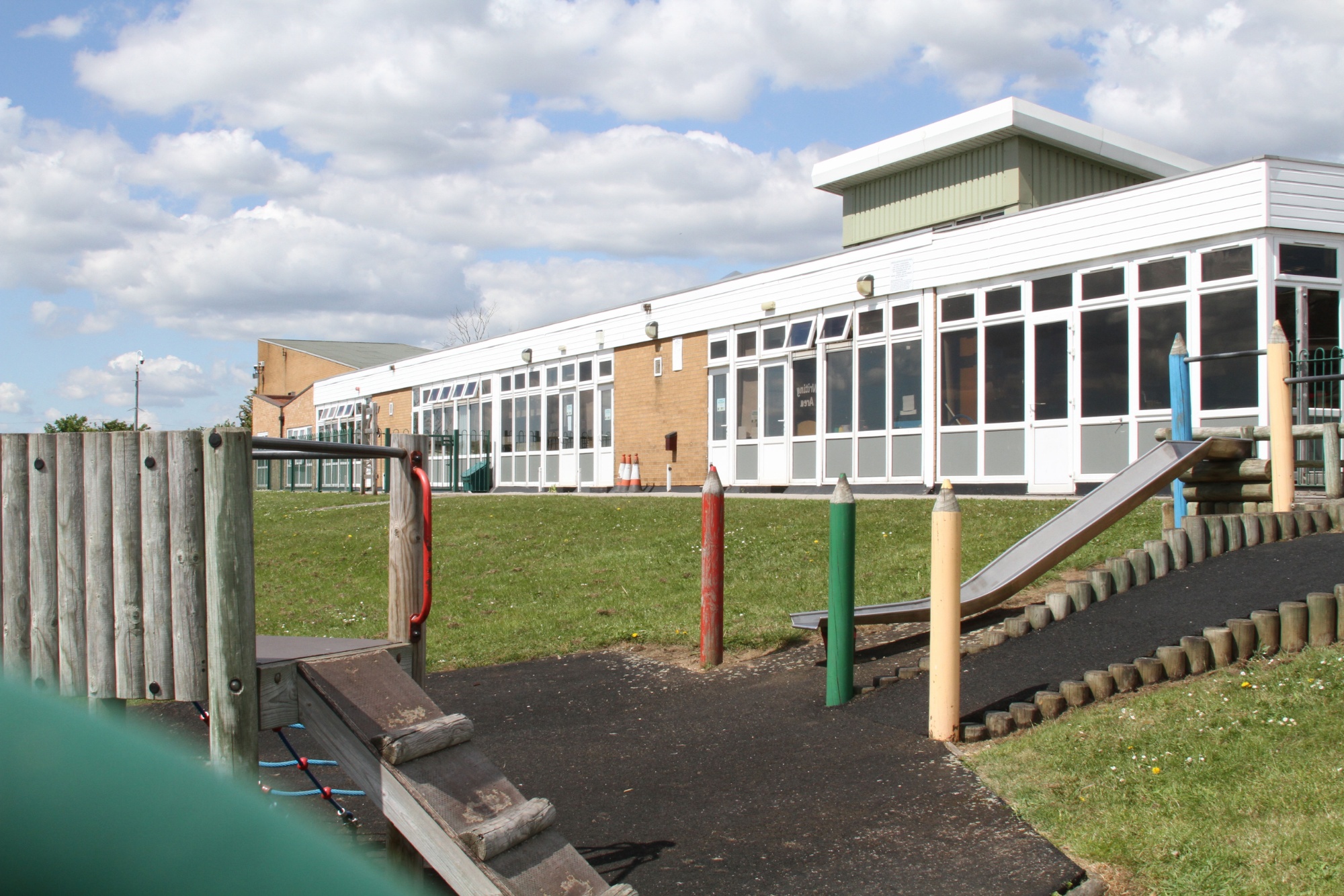 Askern Littlemoor Infant Academy School Building